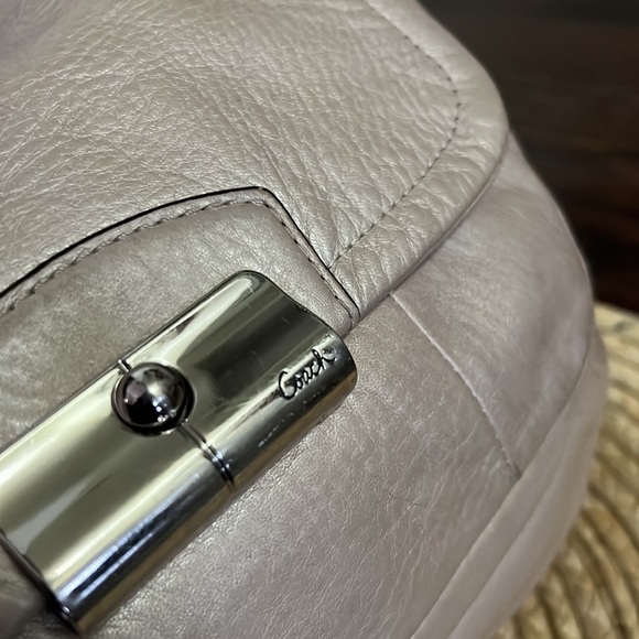 Coach Leather Baguette Bag - Picture 10 of 11